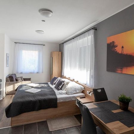 Horvath Apartman Fertőd Εξωτερικό φωτογραφία