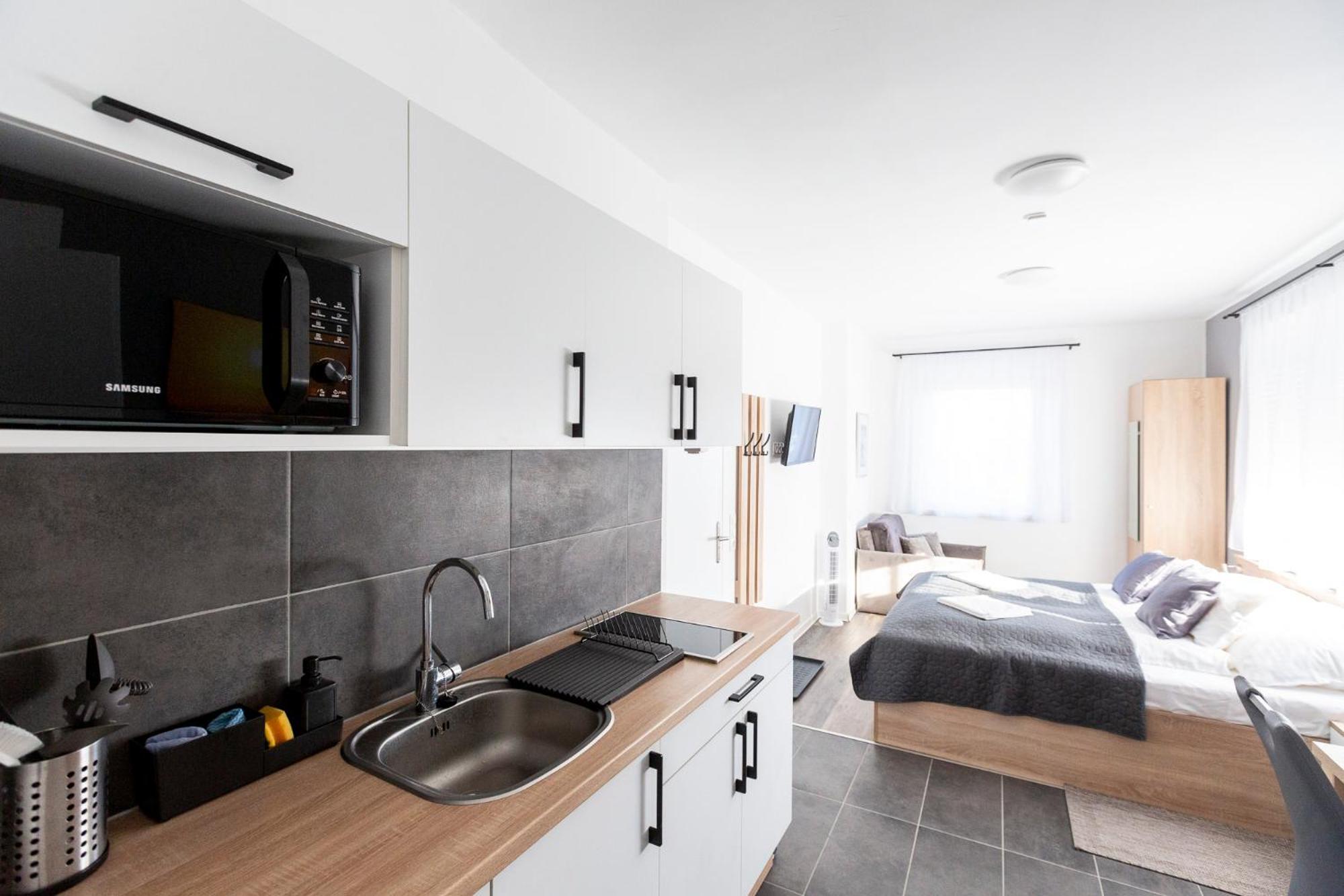 Horvath Apartman Fertőd Εξωτερικό φωτογραφία