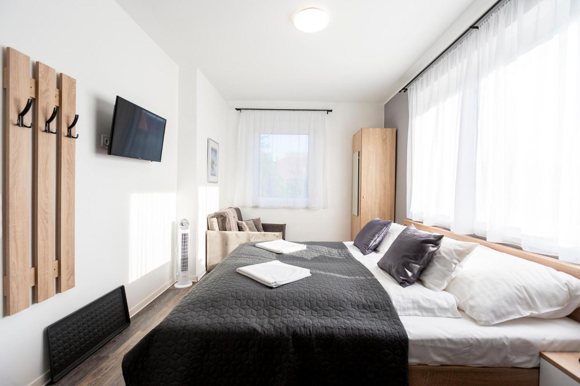 Horvath Apartman Fertőd Εξωτερικό φωτογραφία
